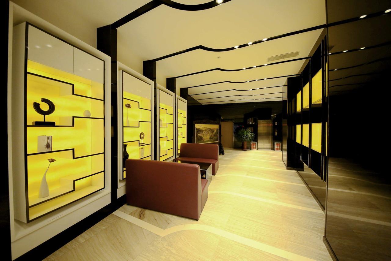 Lavande Hotel Qingdao North Station Shop Dış mekan fotoğraf