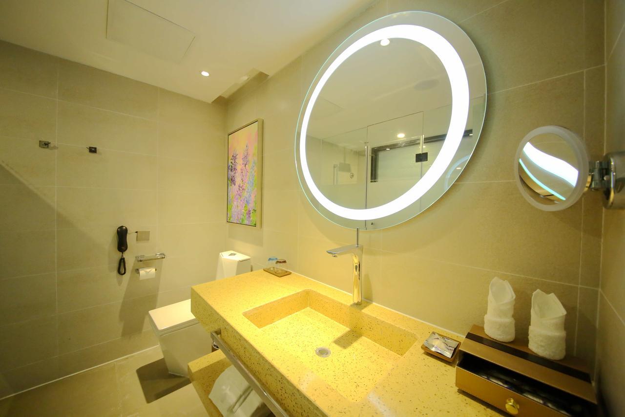 Lavande Hotel Qingdao North Station Shop Dış mekan fotoğraf