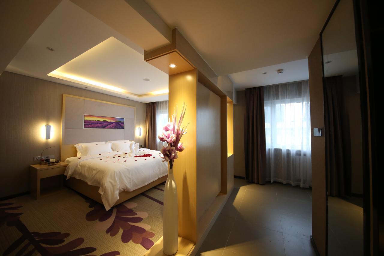 Lavande Hotel Qingdao North Station Shop Dış mekan fotoğraf